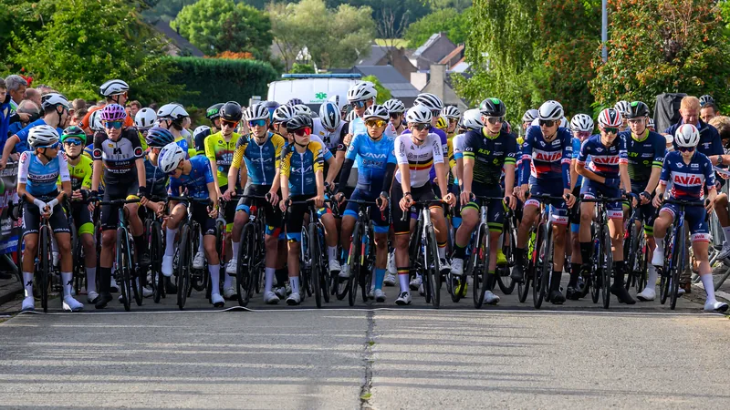 Denderhoutem Kermesse — U17, photograph 2 of 9